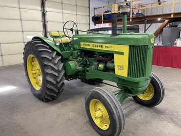 Main image John Deere 720