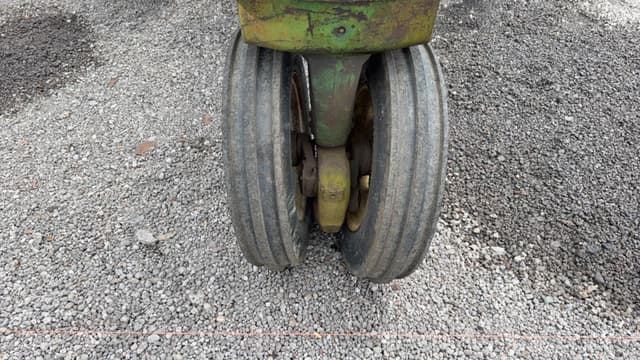 Image of John Deere 720 equipment image 3