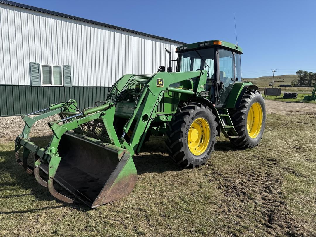 Image of John Deere 7200 Primary image