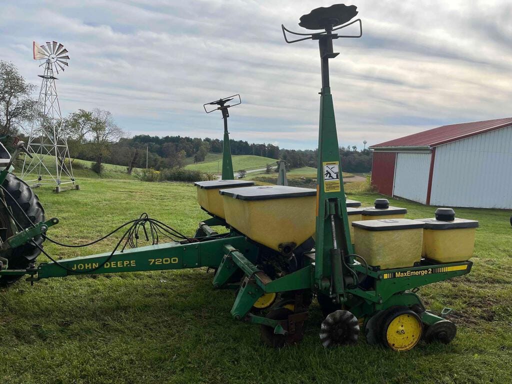 Main image John Deere 7200
