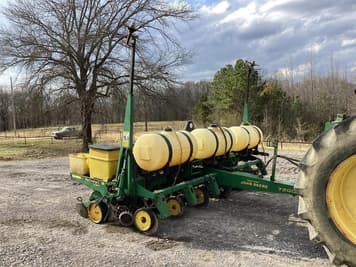 Main image John Deere 7200