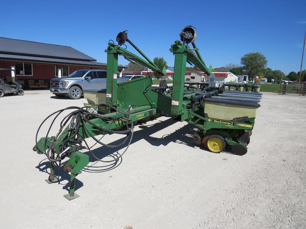 Image of John Deere 7200 Primary image