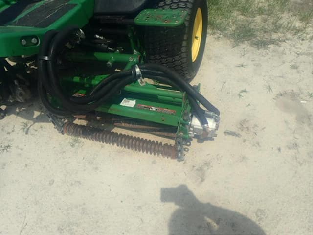 Image of John Deere 7200A equipment image 1