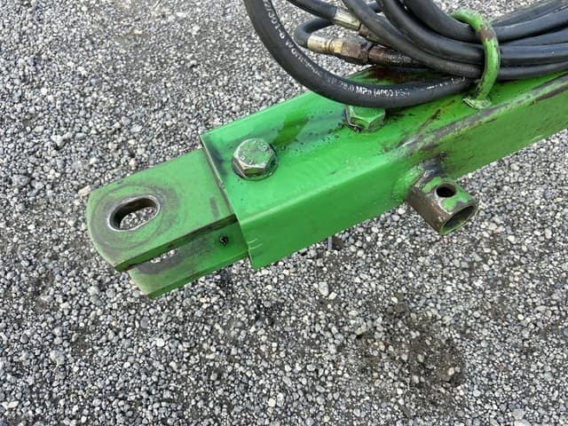 Image of John Deere 7200 equipment image 2