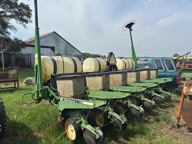 Image of John Deere 7200 equipment image 3