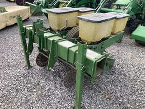 John Deere 7200 Image