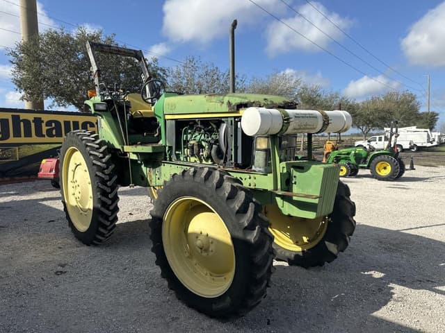 Image of John Deere 7200 equipment image 4