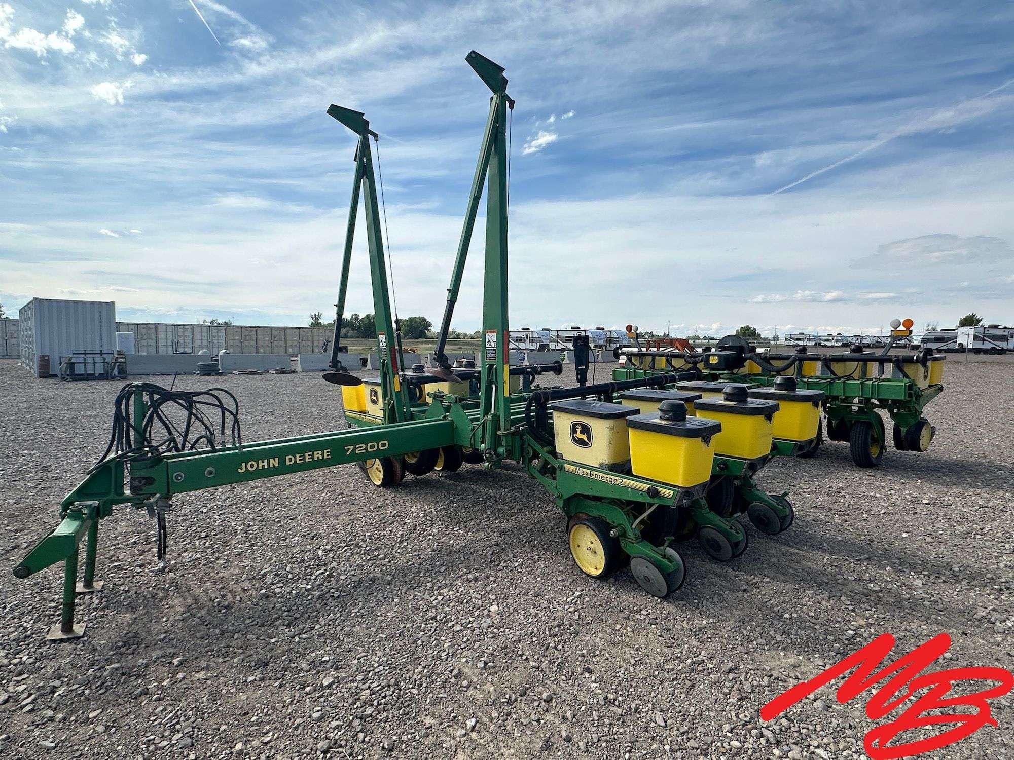Main image John Deere 7200