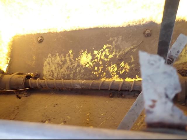 Image of John Deere 7200 equipment image 4