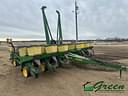 John Deere 7200 Image