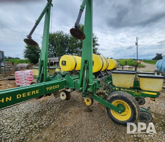 Image of John Deere 7200 Primary image