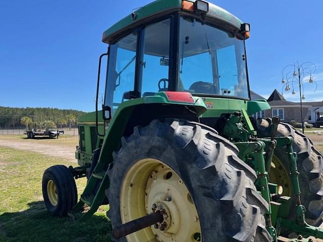 Image of John Deere 7200 equipment image 3