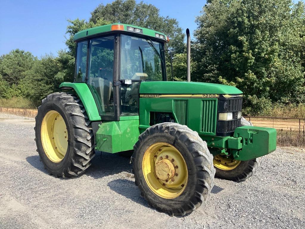 Image of John Deere 7200 Primary image