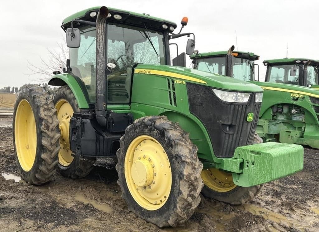Image of John Deere 7200R Primary image