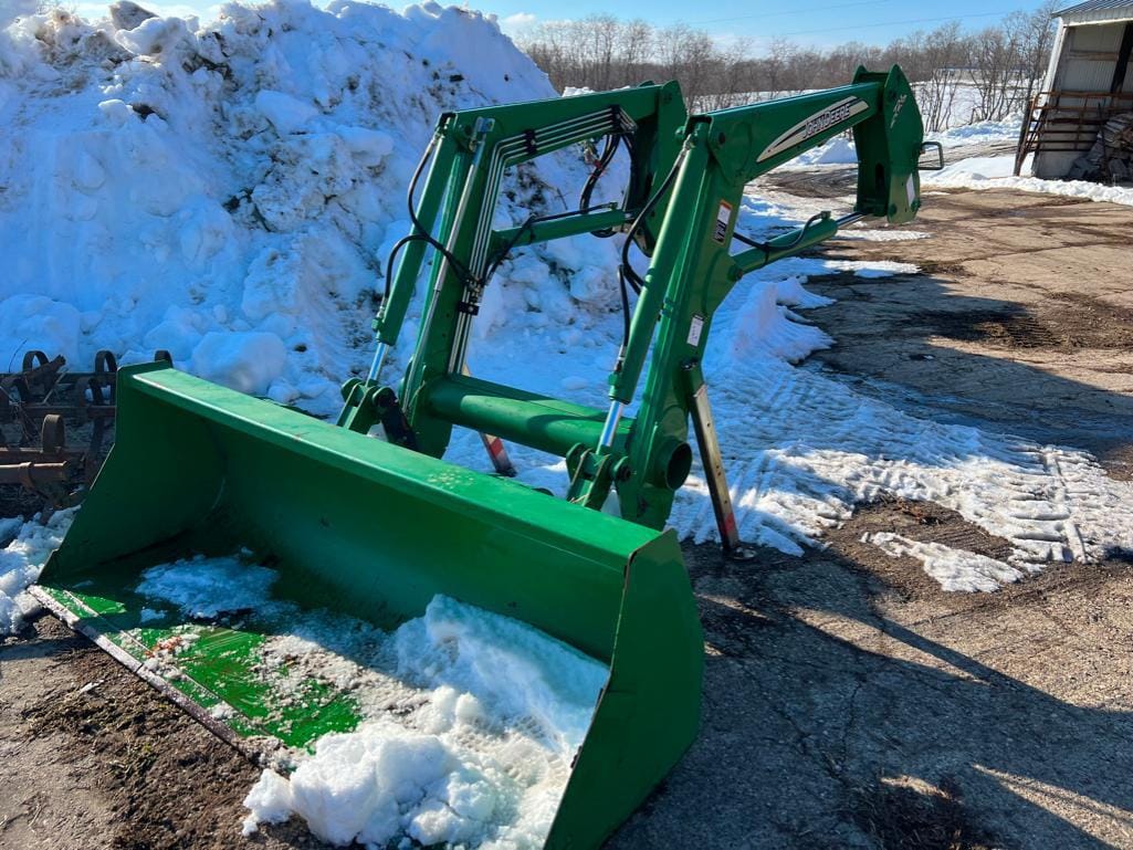 Main image John Deere 721