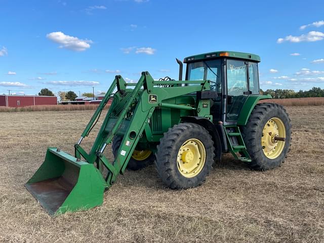 Image of John Deere 7210 equipment image 1