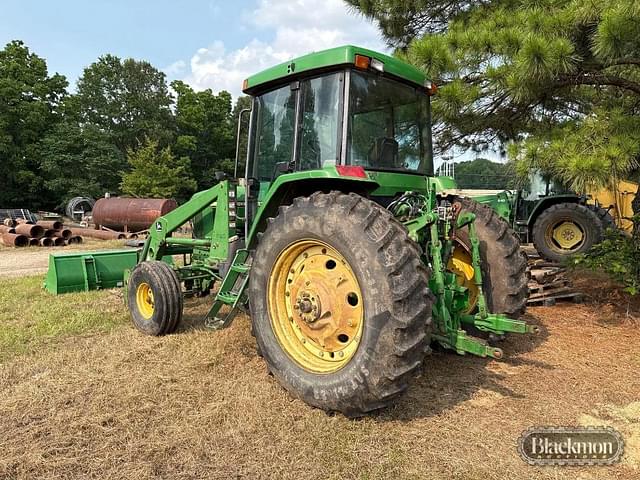 Image of John Deere 7210 equipment image 1