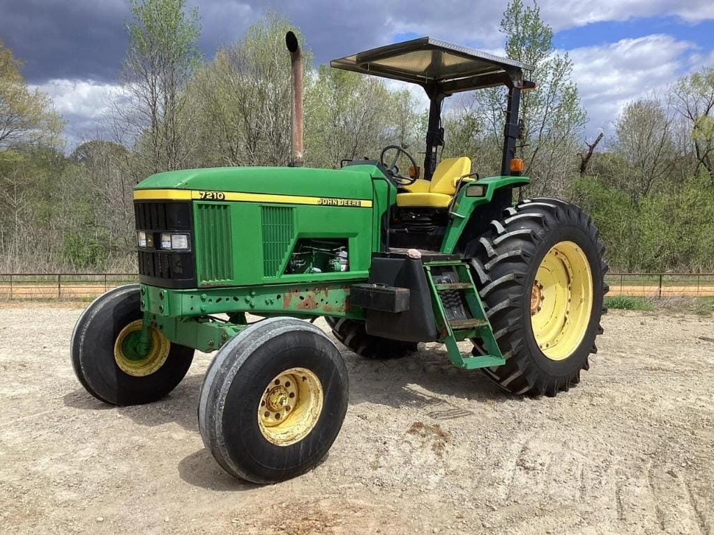 Main image John Deere 7210