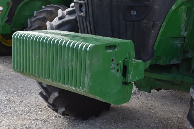 Image of John Deere 7210R equipment image 3