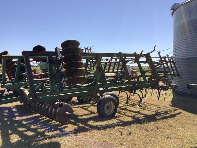 Image of John Deere 722 equipment image 1