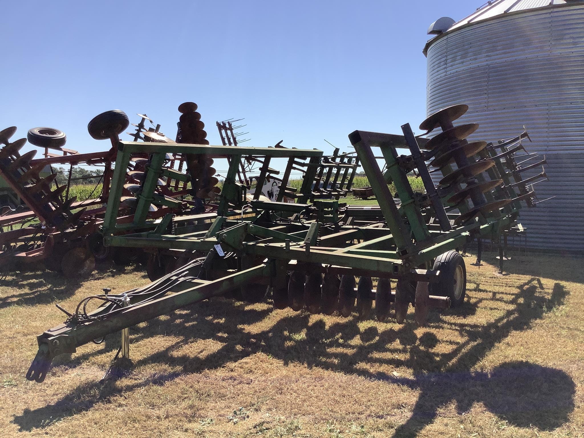 John Deere 722 Equipment Image0