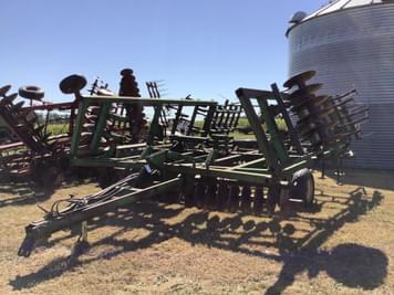 Main image John Deere 722