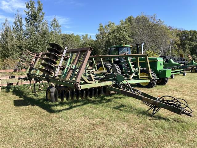 Image of John Deere 722 equipment image 1
