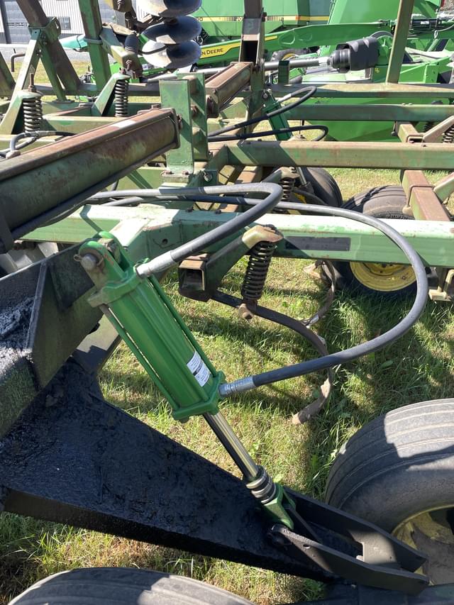 Image of John Deere 722 equipment image 4