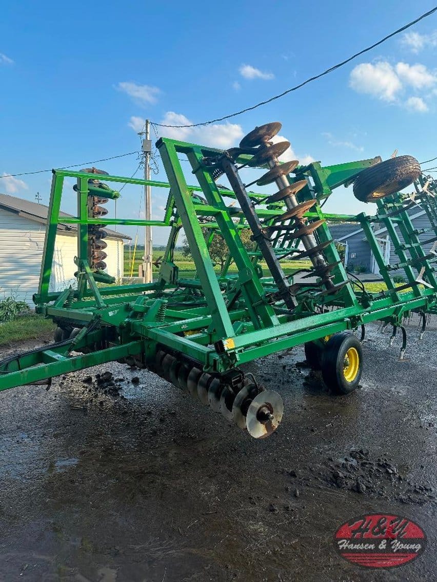 John Deere 722 Equipment Image0