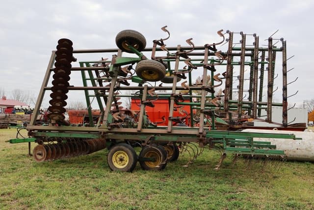 Image of John Deere 722 equipment image 1