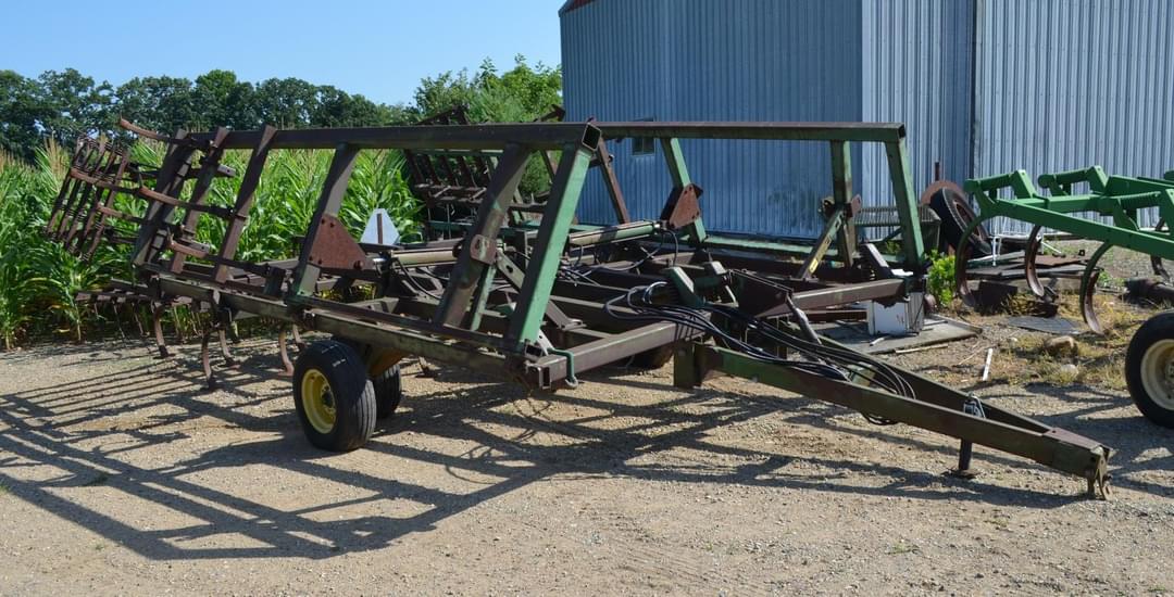 Image of John Deere 722 Primary image