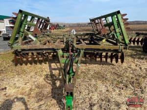 John Deere 722 Image