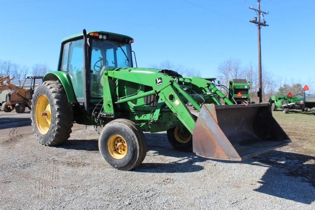 Main image John Deere 7220