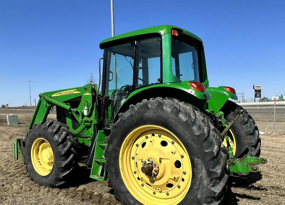 John Deere 7220 Tractors 100 to 174 HP for Sale Tractor Zoom