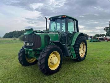 Main image John Deere 7220