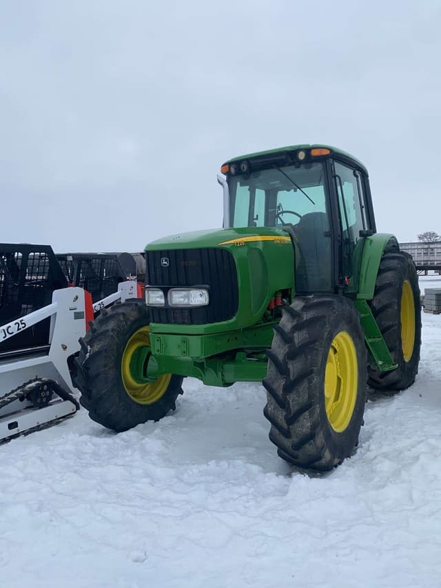 Image of John Deere 7220 equipment image 4