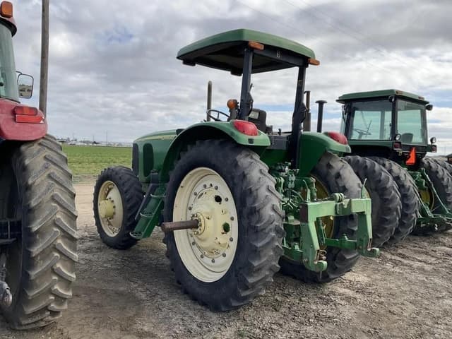 Image of John Deere 7220 equipment image 3