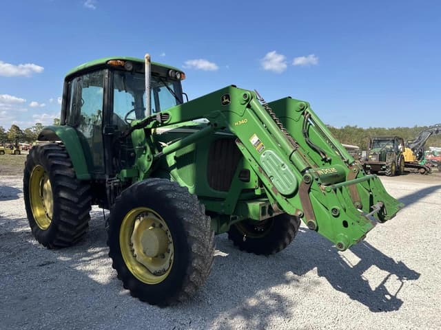 Image of John Deere 7220 equipment image 4