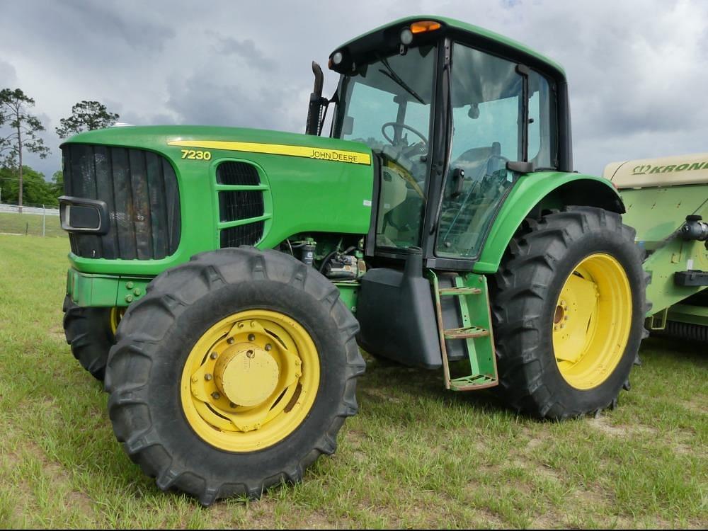 Image of John Deere 7230 Primary image