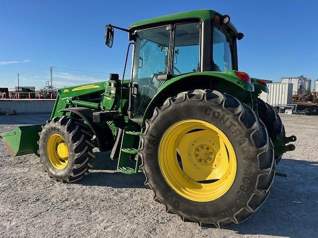 Image of John Deere 7230 equipment image 3