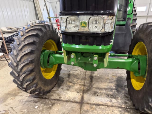 Image of John Deere 7230 equipment image 2