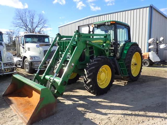 Image of John Deere 7230 equipment image 2