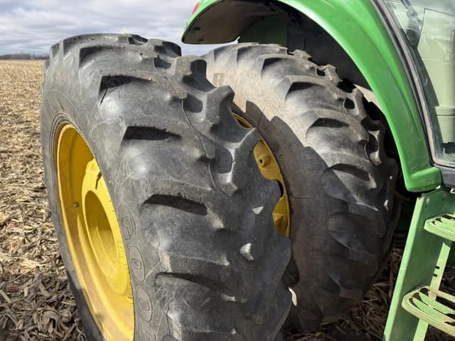 Image of John Deere 7230 Premium equipment image 2