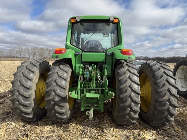 Image of John Deere 7230 Premium equipment image 4