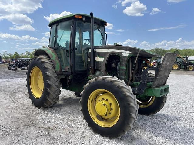 Image of John Deere 7230 equipment image 4
