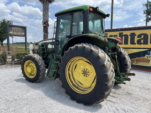 Image of John Deere 7230 equipment image 1