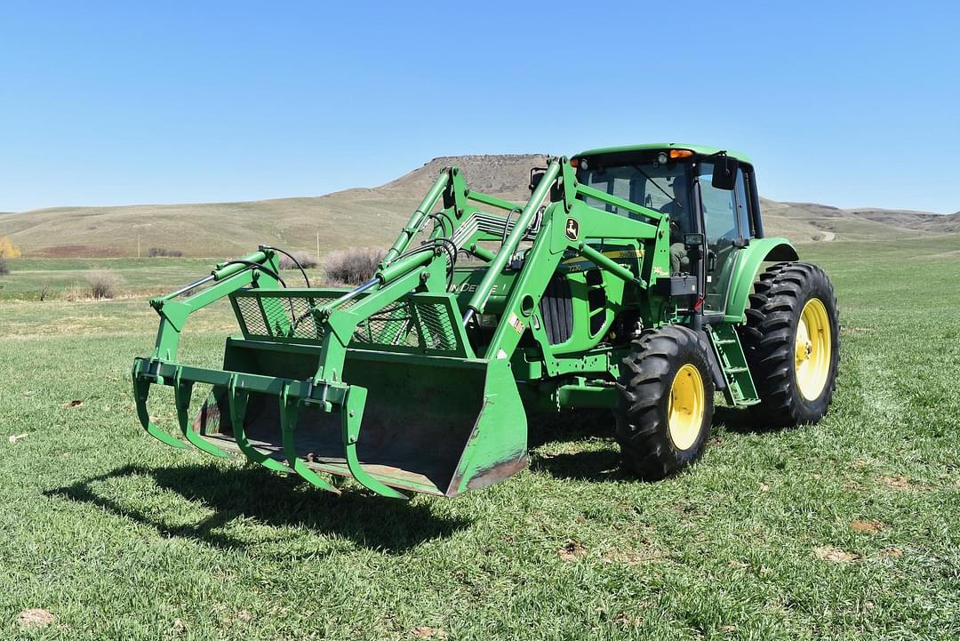 Image of John Deere 7230 Primary image