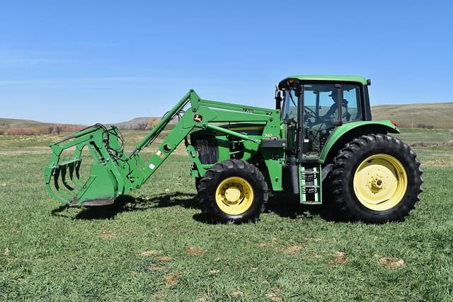 Image of John Deere 7230 equipment image 4