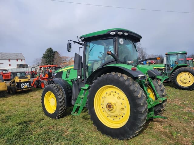 Image of John Deere 7230R equipment image 4