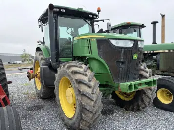 Main image John Deere 7230R
